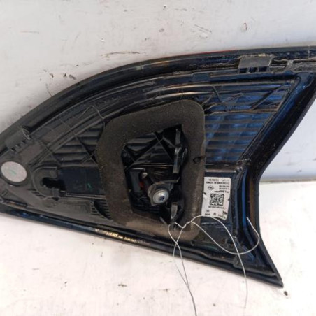 Feu arriere secondaire droit (feux) OPEL CORSA F