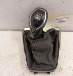 Pommeau de vitesses OPEL CORSA F Photo n°1