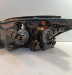 Optique avant principal droit (feux)(phare) TOYOTA RAV4 3