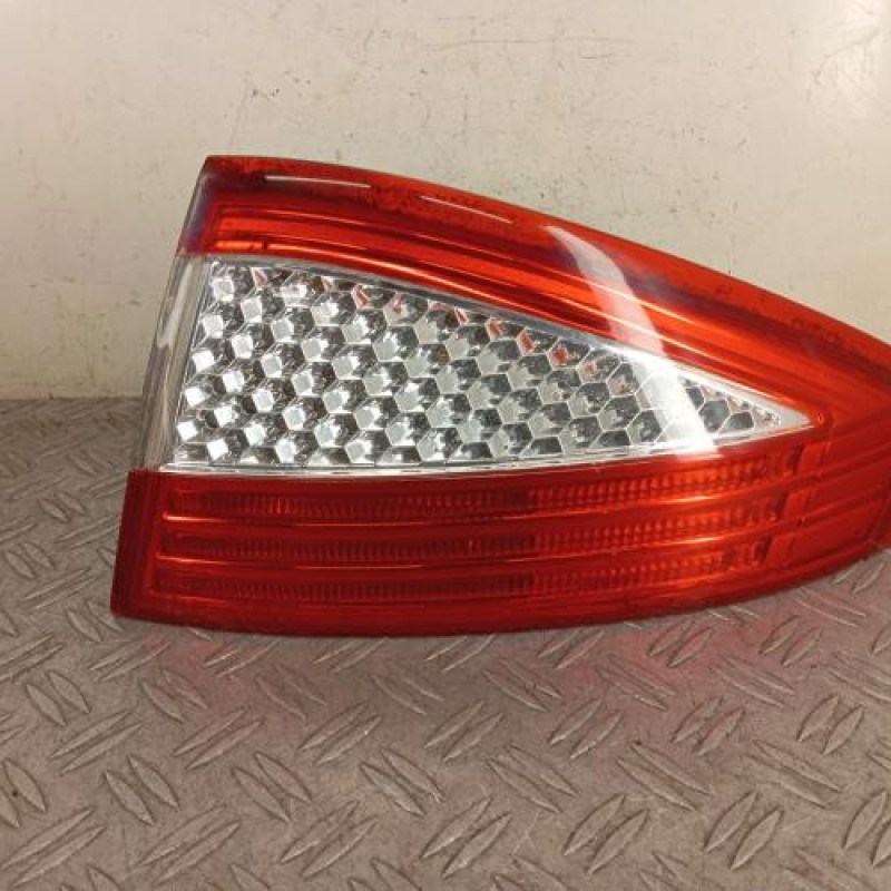 Feu arriere principal droit (feux) FORD MONDEO 3