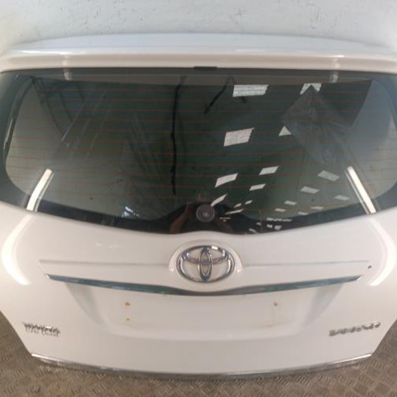 Malle/Hayon arriere TOYOTA VERSO