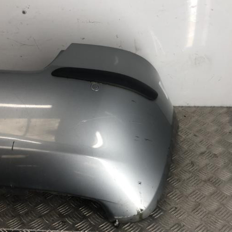 Pare choc arriere TOYOTA YARIS 2