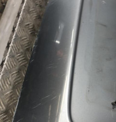 Pare choc arriere TOYOTA YARIS 2 Photo n°4