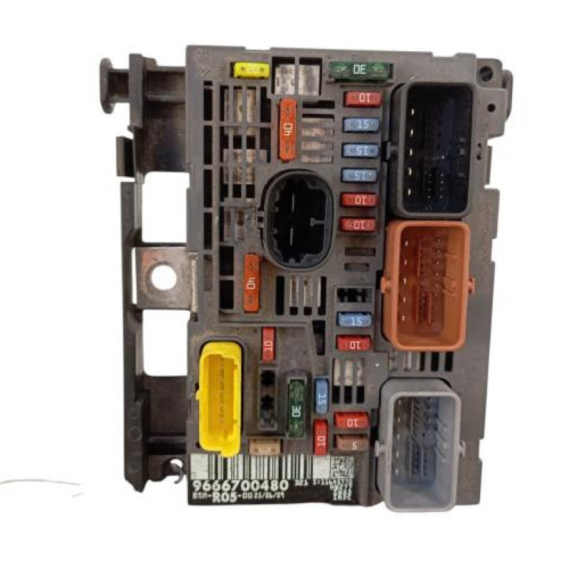 Boitier servitude moteur (BSM) PEUGEOT 308 1 SW Boitier servitude moteur (BSM) PEUGEOT 308 1 SW
