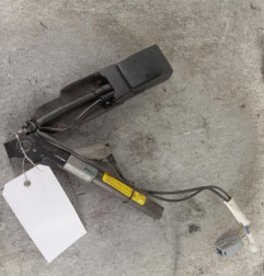 Attache ceinture avant gauche RENAULT KANGOO 1 Photo n°1