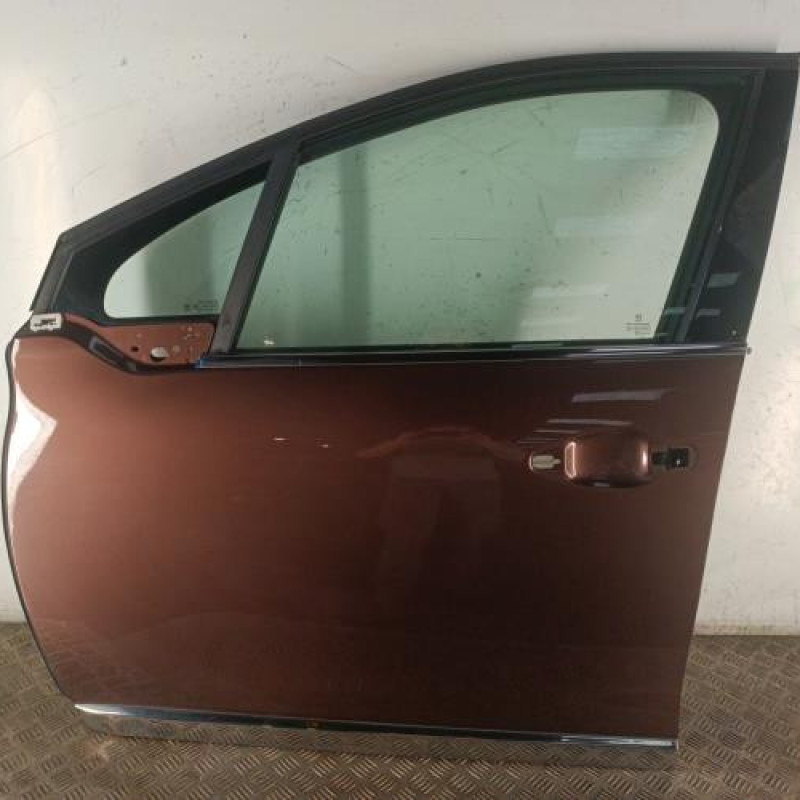 Porte avant gauche PEUGEOT 2008 1