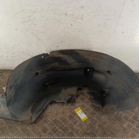 Pare boue arriere droit PEUGEOT 2008 1
