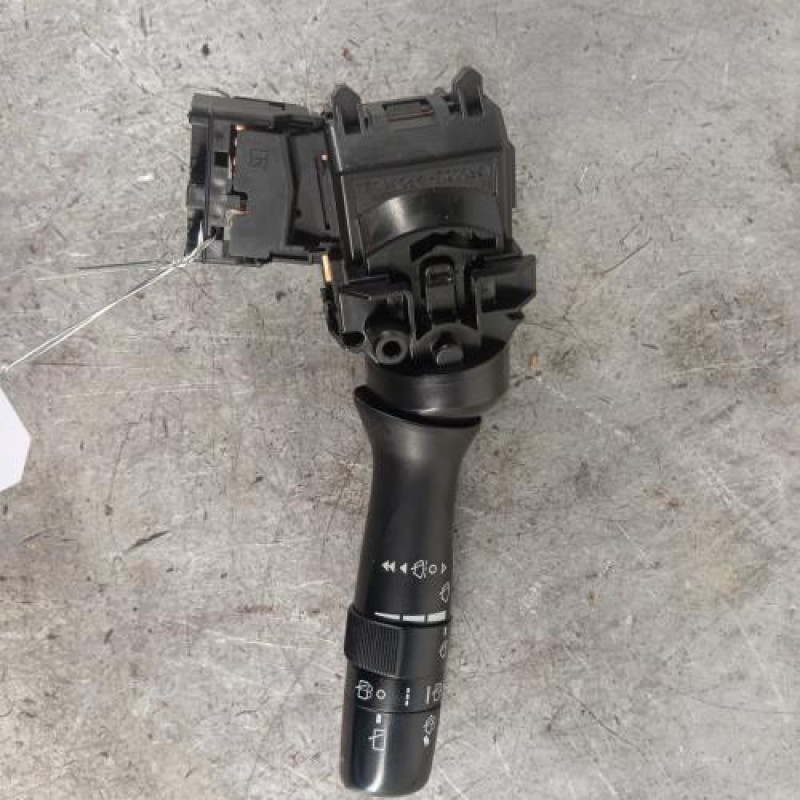 Commodo d'essuie glaces TOYOTA VERSO