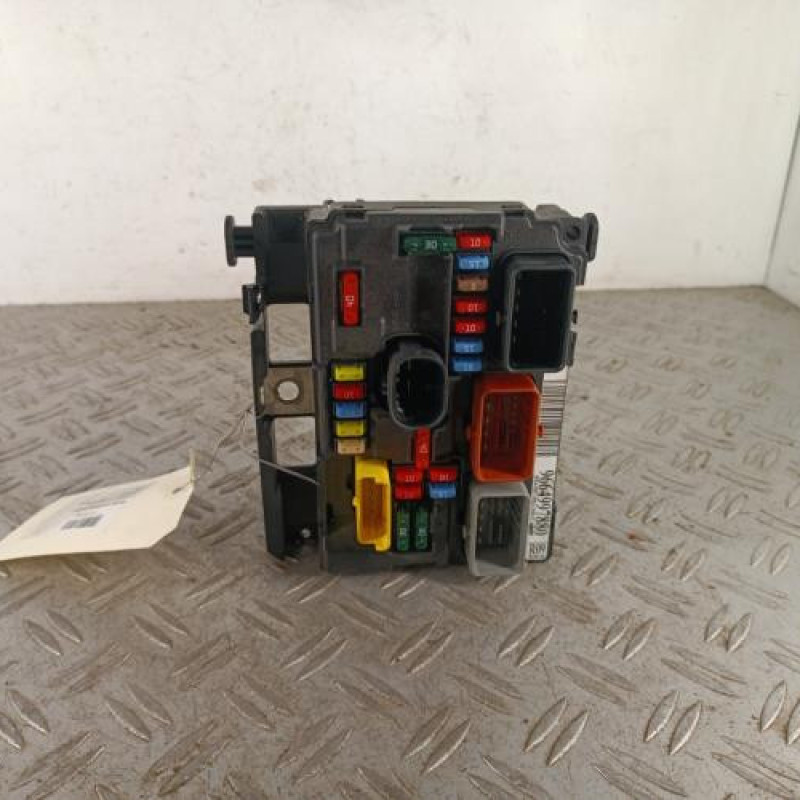 Boitier servitude moteur (BSM) PEUGEOT 207