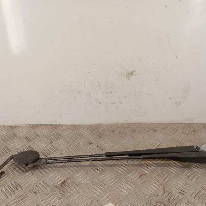 Bras essuie glace avant gauche RENAULT TWINGO 1