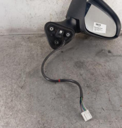 Retroviseur droit TOYOTA VERSO