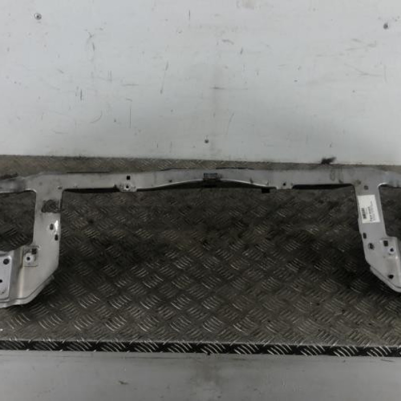 Face avant PEUGEOT 106 Face avant PEUGEOT 106