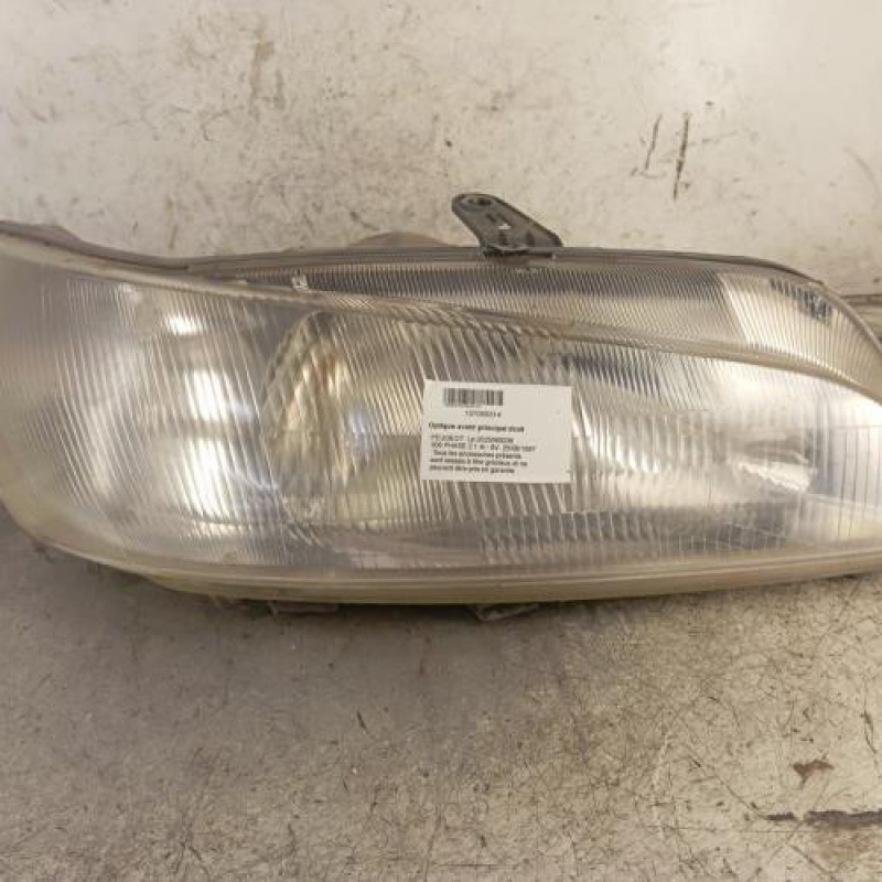 Optique avant principal droit (feux)(phare) PEUGEOT 306