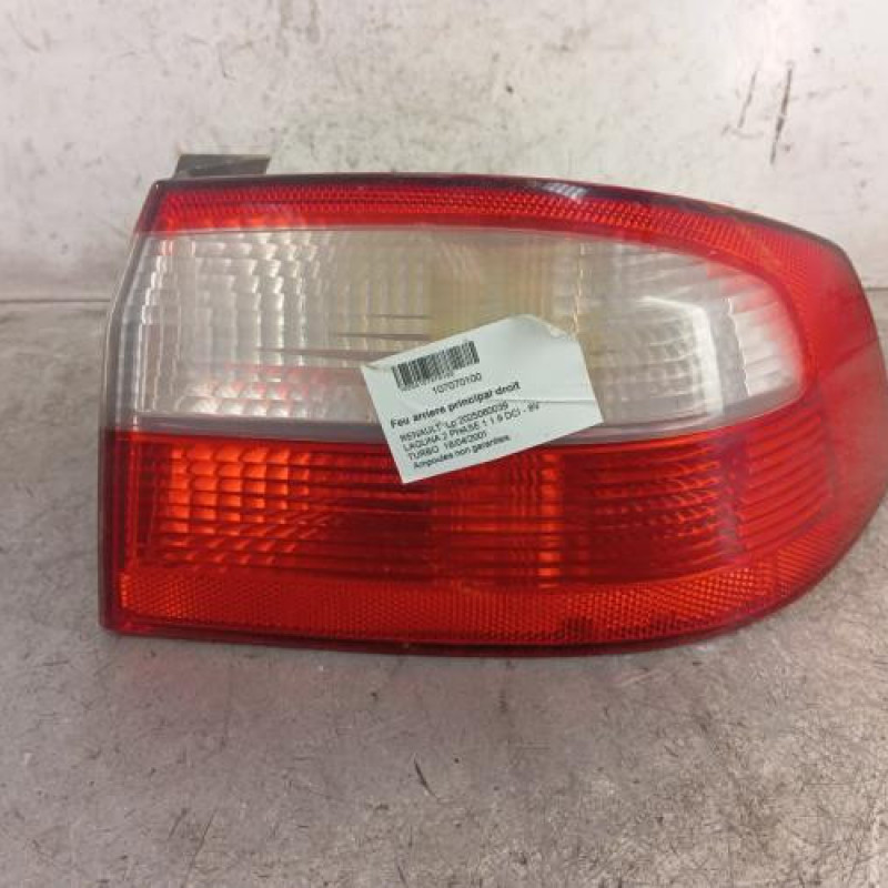 Feu arriere principal droit (feux) RENAULT LAGUNA 2