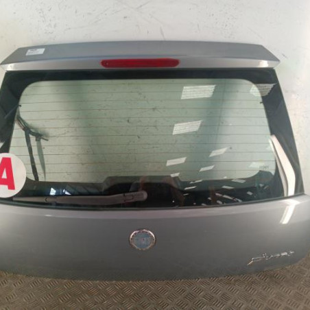 Malle/Hayon arriere FIAT GRANDE PUNTO Photo n°1