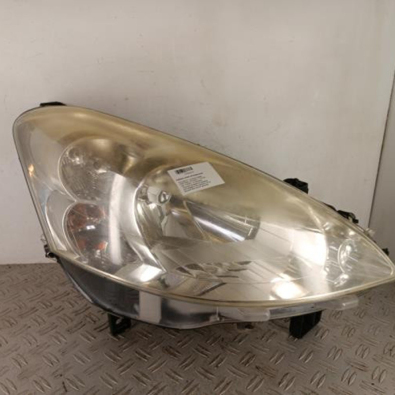 Optique avant principal droit (feux)(phare) PEUGEOT PARTNER 2