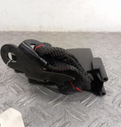 Attache ceinture arriere droit RENAULT CLIO 3