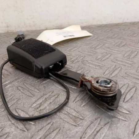 Attache ceinture arriere gauche RENAULT GRAND SCENIC 4