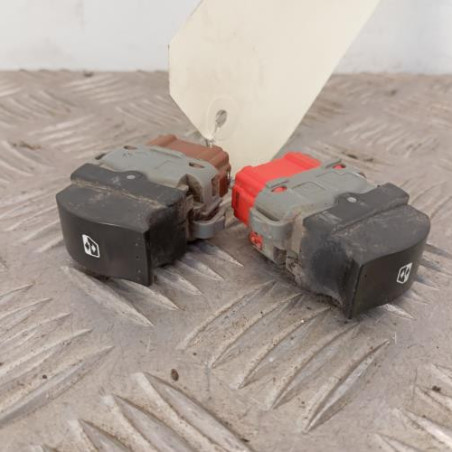 Interrupteur de leve vitre avant gauche RENAULT MASTER 2 Photo n°1
