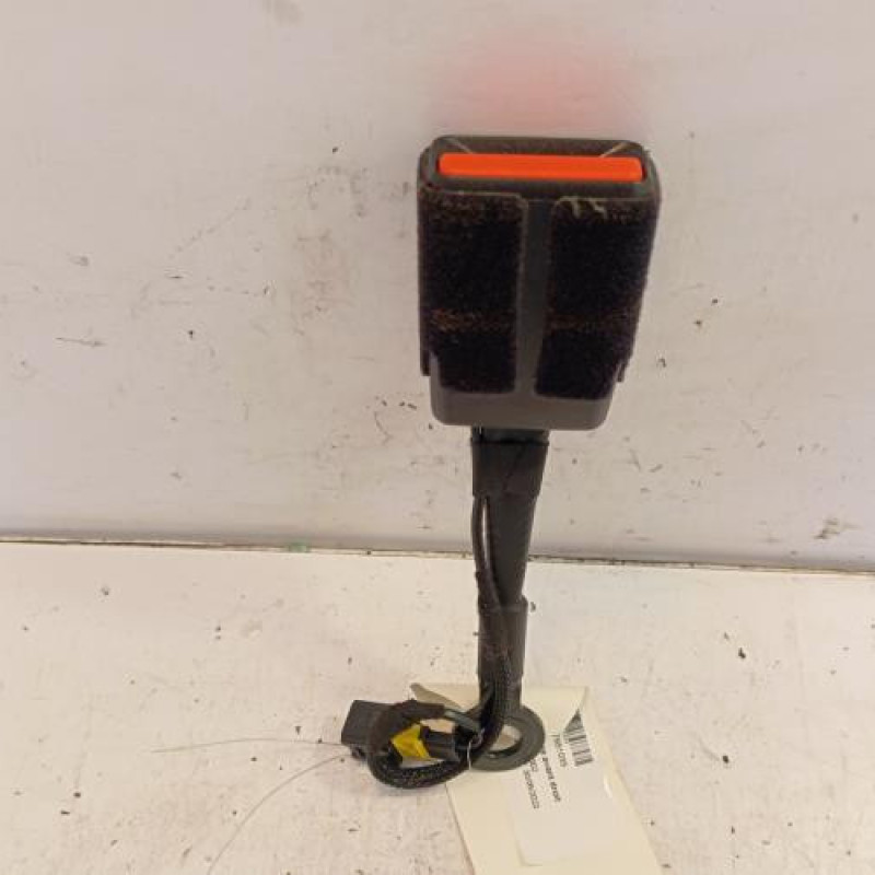 Attache ceinture avant droit OPEL CORSA F