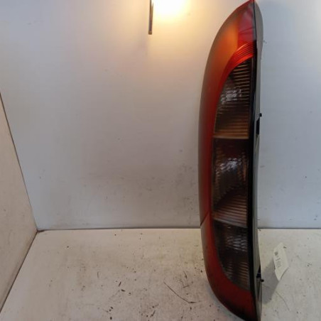 Feu arriere principal gauche (feux) OPEL CORSA C Photo n°1