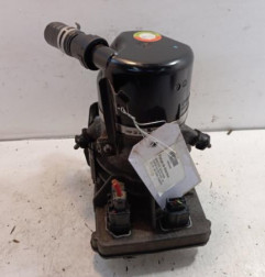 Pompe de direction MERCEDES CLASSE GLK 204