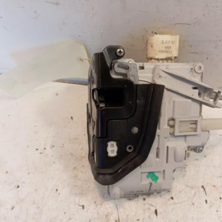 Serrure arriere droit VOLKSWAGEN TOUAREG 2 Photo n°1