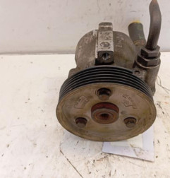 Pompe de direction RENAULT MASTER 2 Photo n°1
