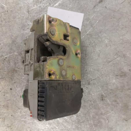 Serrure avant gauche PEUGEOT 306