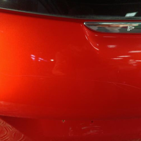 Malle/Hayon arriere PEUGEOT 208 1