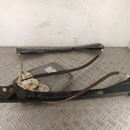 Leve vitre electrique avant droit VOLKSWAGEN GOLF PLUS Photo n°1