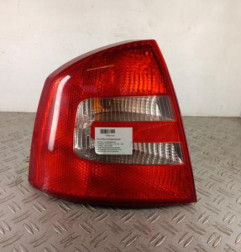 Feu arriere principal gauche (feux) SKODA OCTAVIA 2 Photo n°1