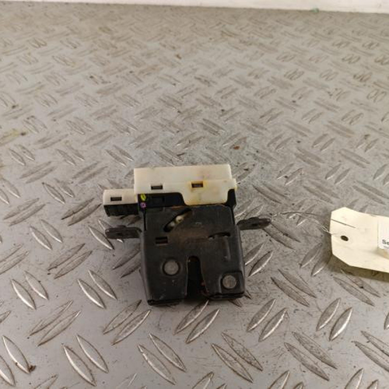 Serrure de hayon NISSAN MICRA 3