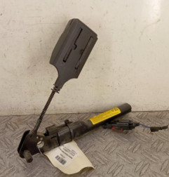 Attache ceinture avant droit RENAULT TWINGO 2