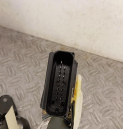 Leve vitre electrique arriere gauche SEAT ALTEA Photo n°4