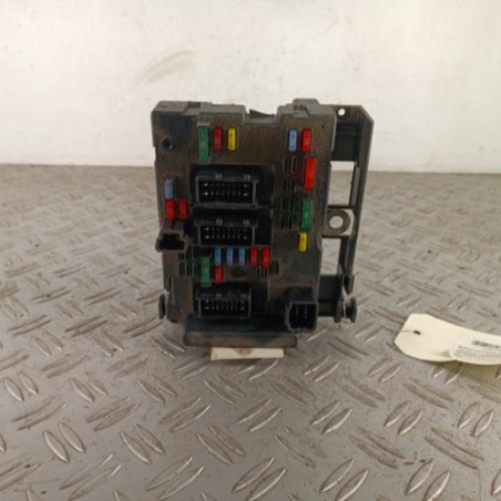 Boitier servitude moteur (BSM) PEUGEOT 307 Photo n°1