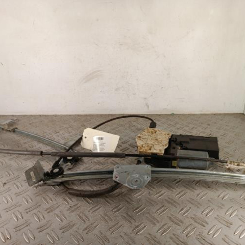 Leve vitre electrique avant gauche PEUGEOT 307