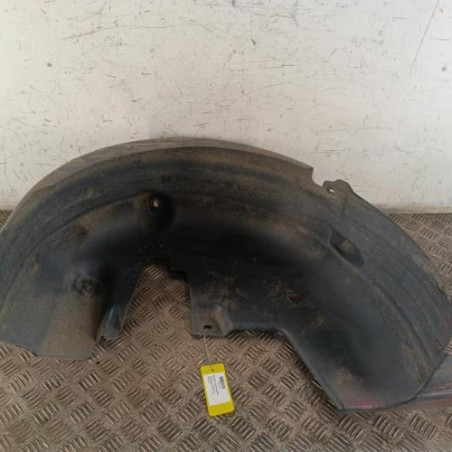 Pare boue arriere gauche PEUGEOT 208 1