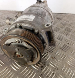 Compresseur clim VOLKSWAGEN TOURAN 2