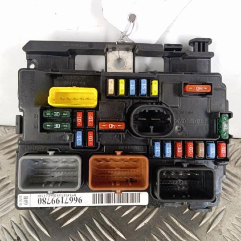 Boitier servitude moteur (BSM) PEUGEOT 207 Boitier servitude moteur (BSM) PEUGEOT 207