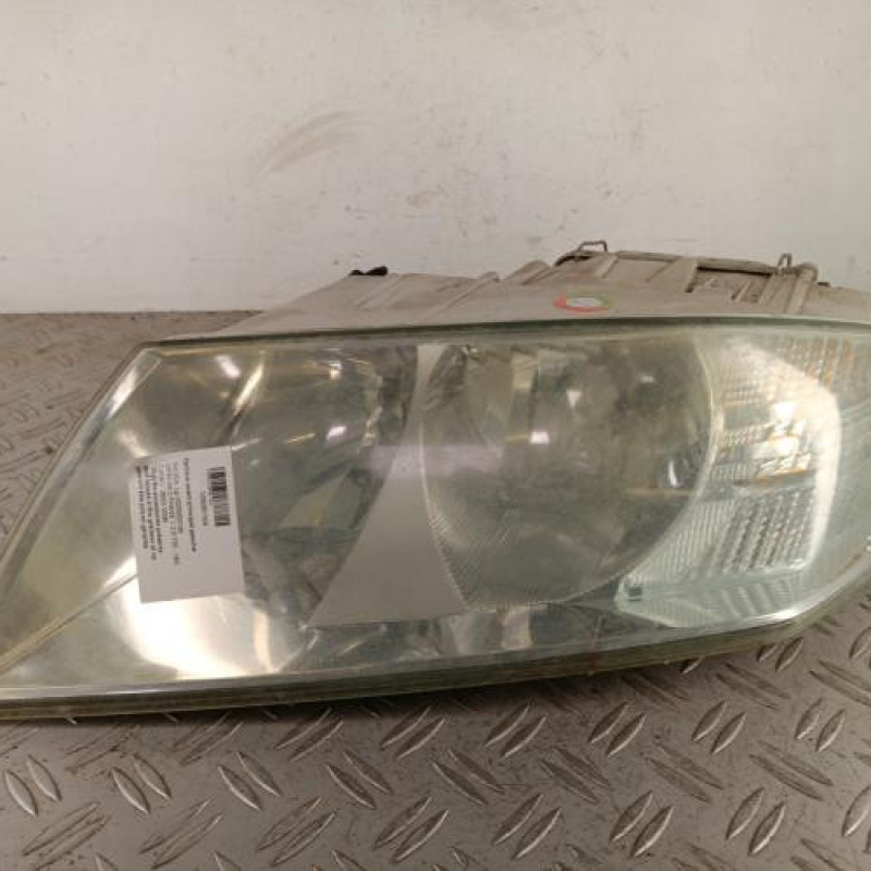 Optique avant principal gauche (feux)(phare) SKODA OCTAVIA 2