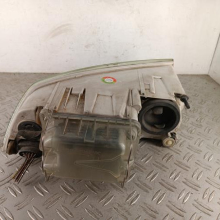 Optique avant principal gauche (feux)(phare) SKODA OCTAVIA 2