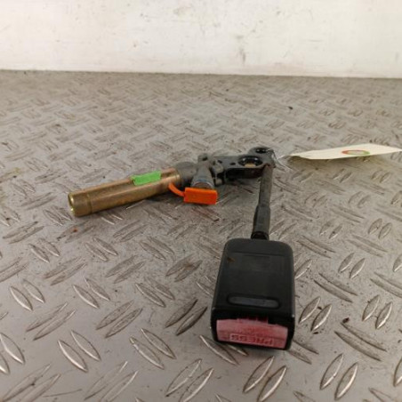 Attache ceinture avant droit PEUGEOT 306 Photo n°1