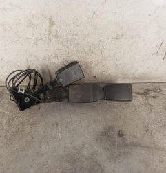 Attache ceinture arriere droit PEUGEOT 3008 1