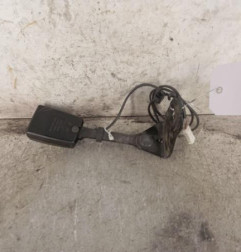 Attache ceinture arriere gauche PEUGEOT 3008 1