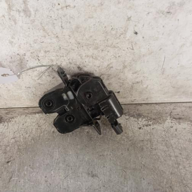 Serrure de hayon RENAULT MEGANE 4