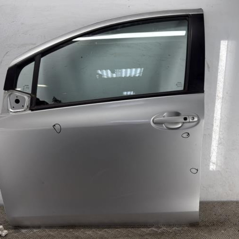 Porte avant gauche TOYOTA YARIS 2