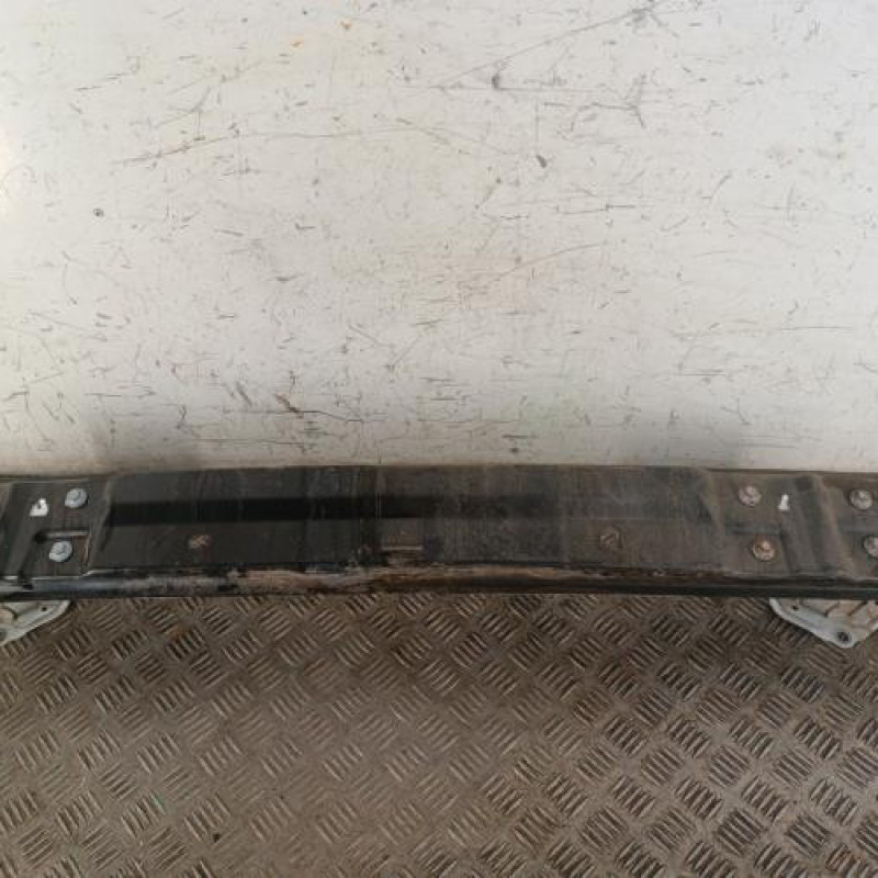 Renfort pare choc arriere (traverse) TOYOTA VERSO