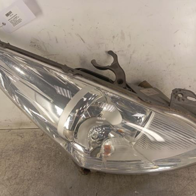 Optique avant principal droit (feux)(phare) PEUGEOT 3008 1