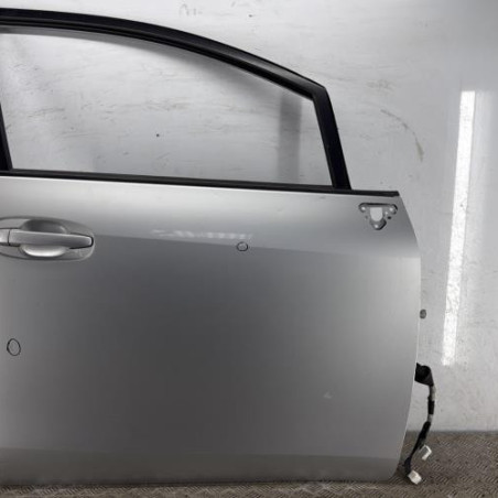 Porte avant droit TOYOTA VERSO Photo n°1